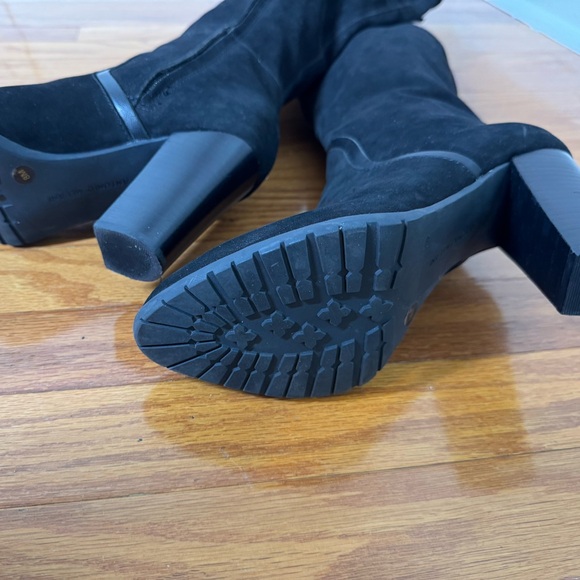 Elegant Black Knee-High Women's Boots - Picture 9 of 11